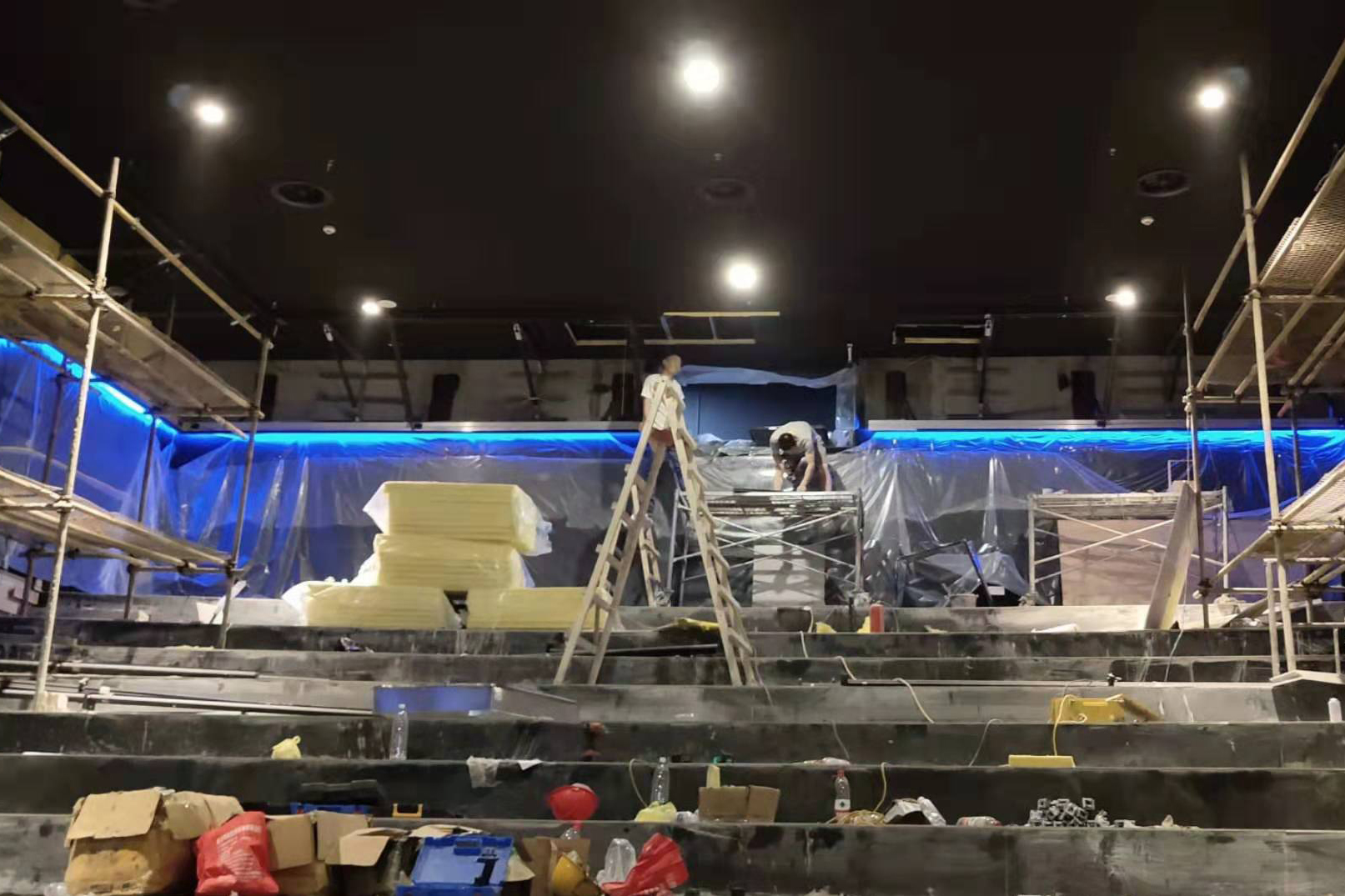 QDBOSS-Çin'deki Dolby Cinema'nın stratejik ortağı